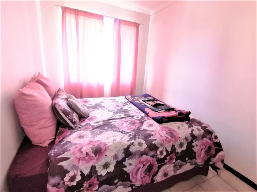 2 Bedroom Property for Sale in Hillside Free State